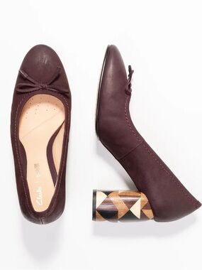 CLARKS GRACE NINA AUBERGINE NUBUCK BLOCK HEEL PUMPS ✨